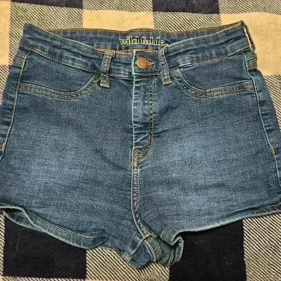 Wild Fable Womens Blue Jean Shorts Size 6 - Picture 1 of 10
